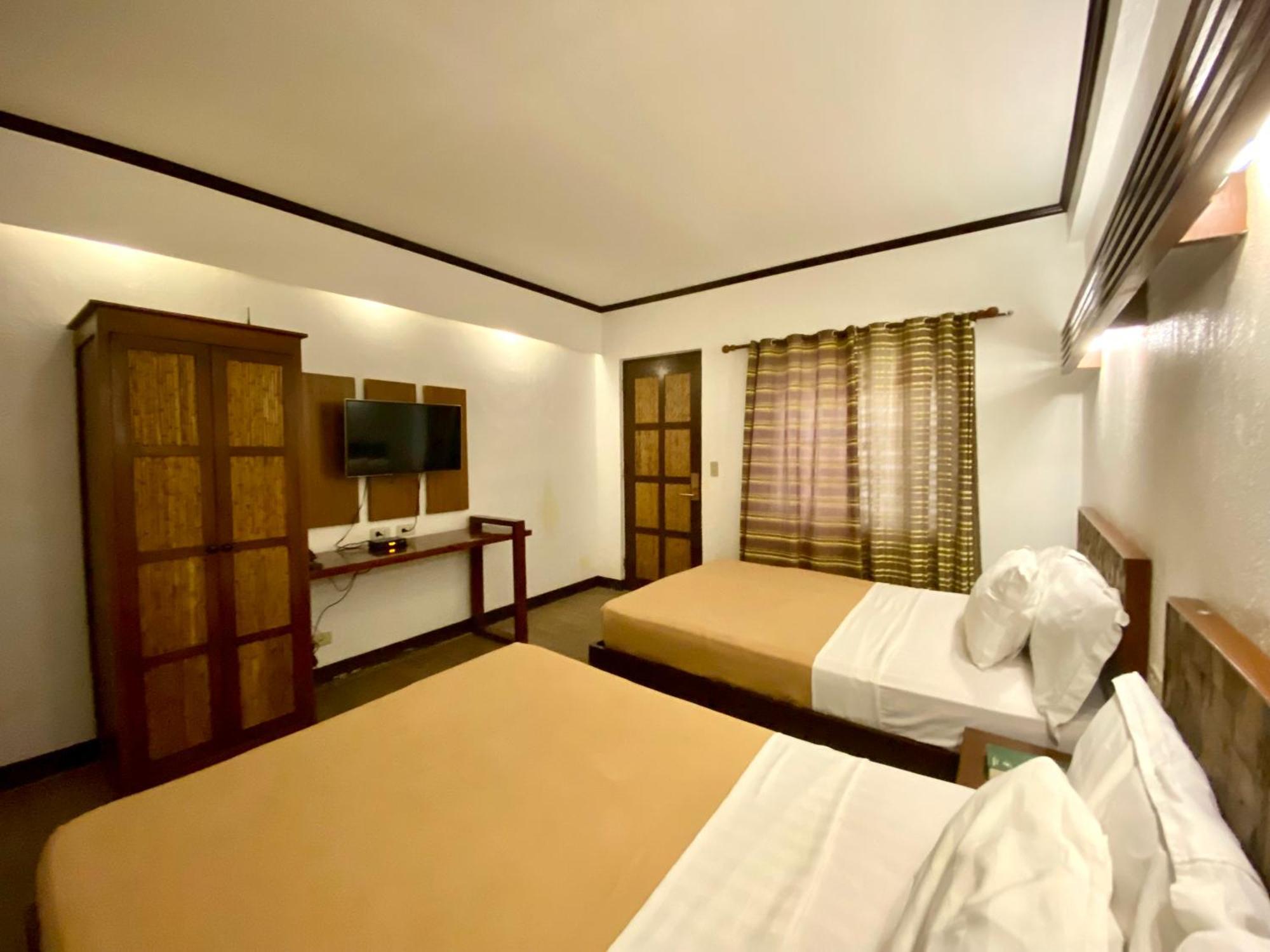 El Puerto Marina Beach Resort & Vacation Club Lingayen Exterior foto